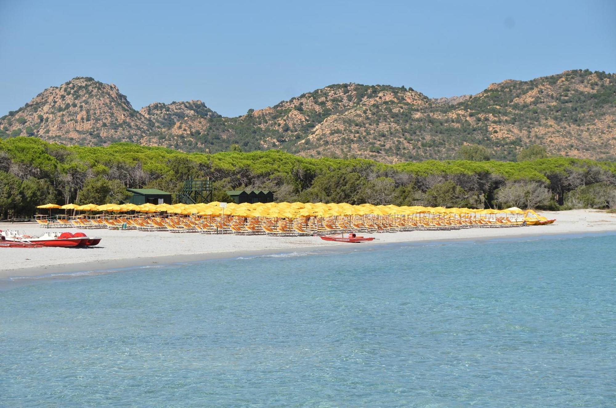 I Giardini Di Cala Ginepro Hotel Resort Cala Liberotto Eksteriør billede